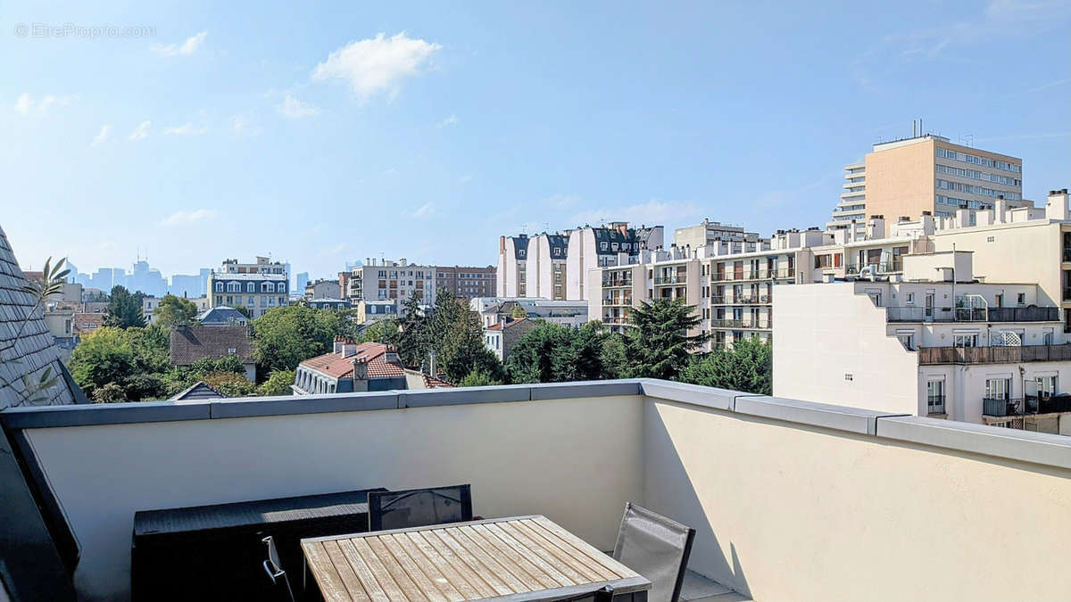 Appartement à COLOMBES