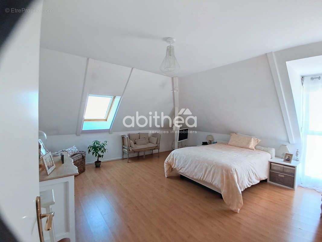 Appartement à OZOIR-LA-FERRIERE