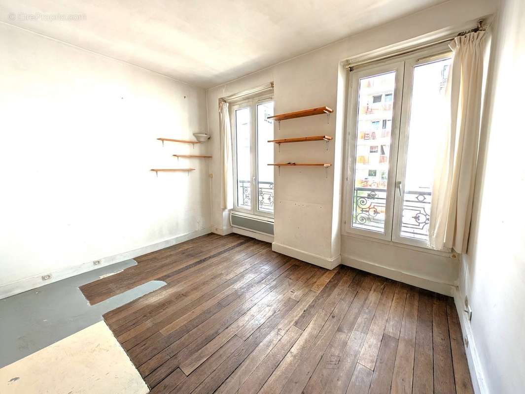 Appartement à PARIS-20E