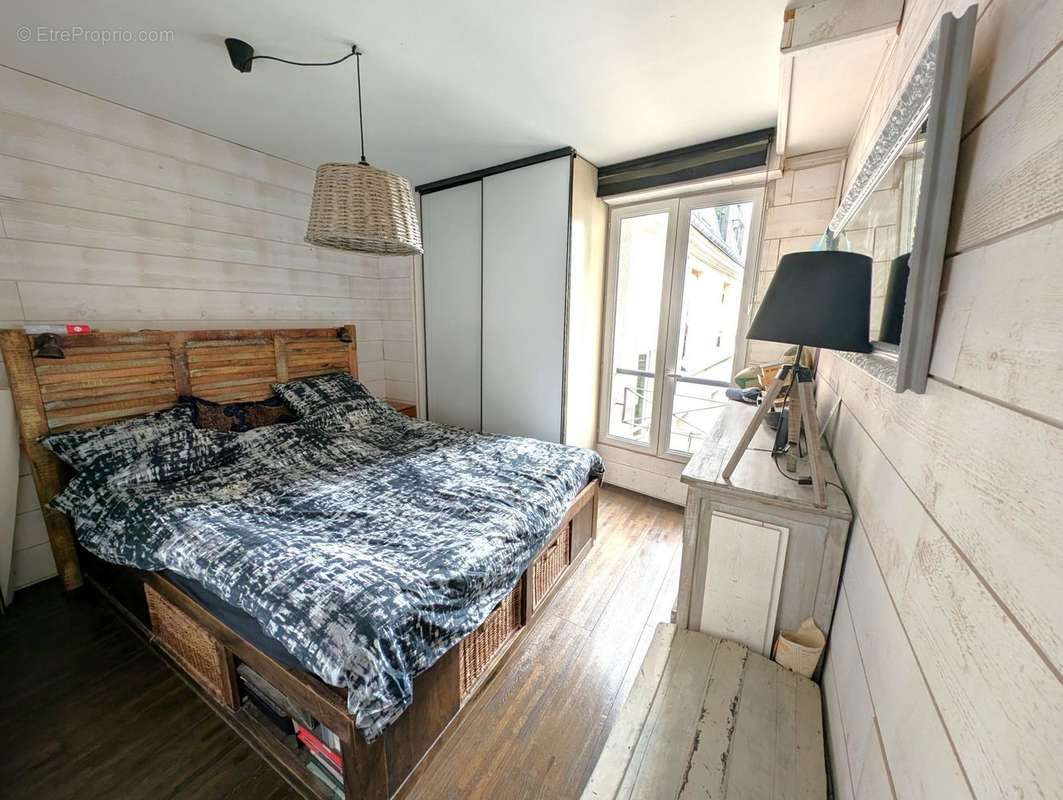 Appartement à PARIS-20E