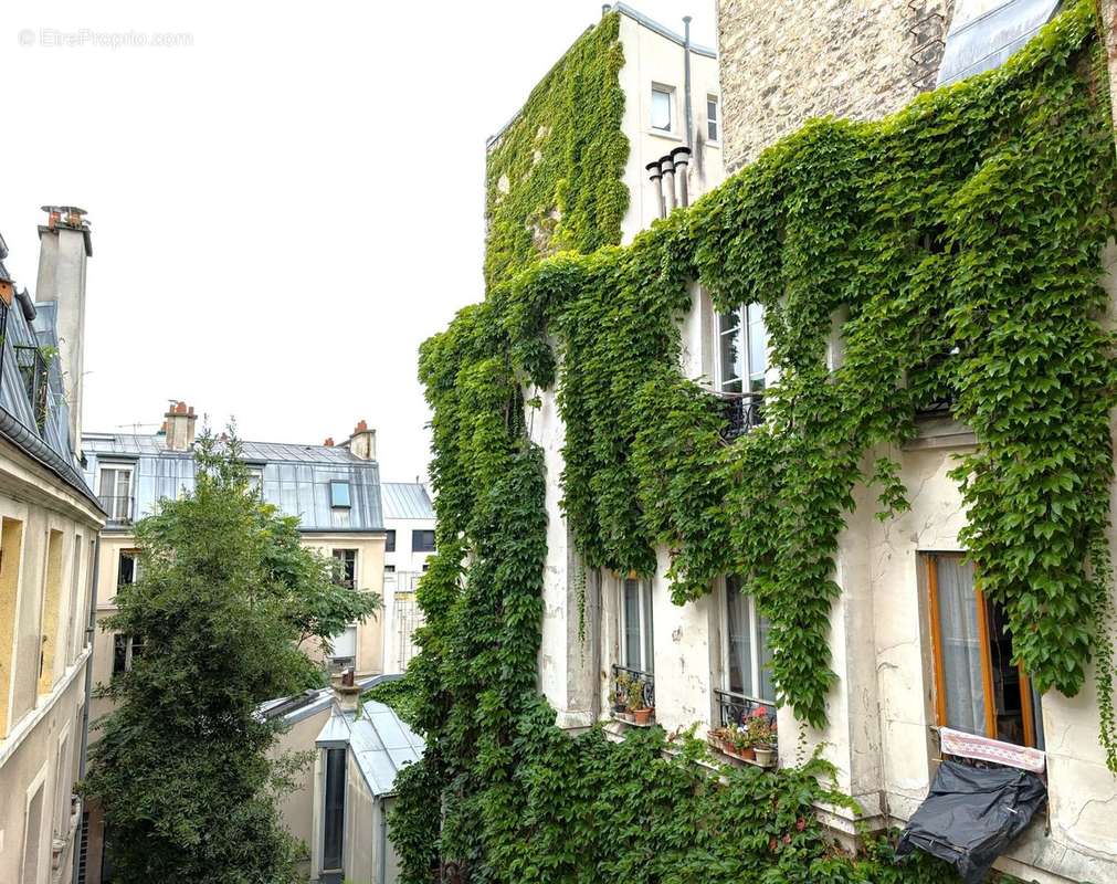 Appartement à PARIS-20E