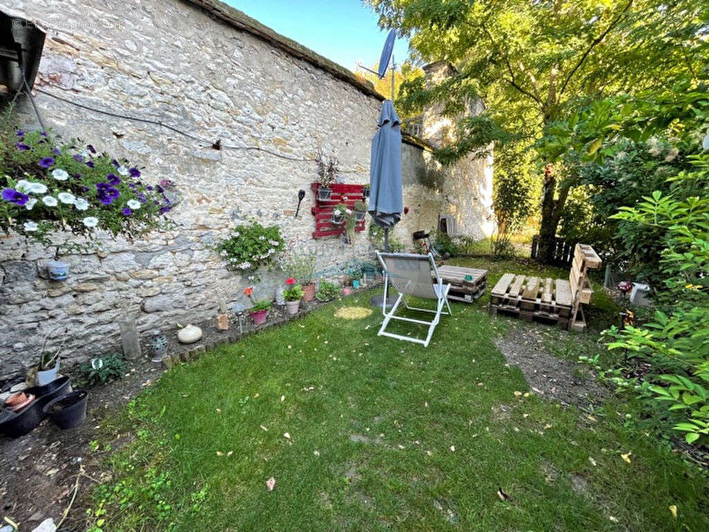 Maison à MALESHERBES