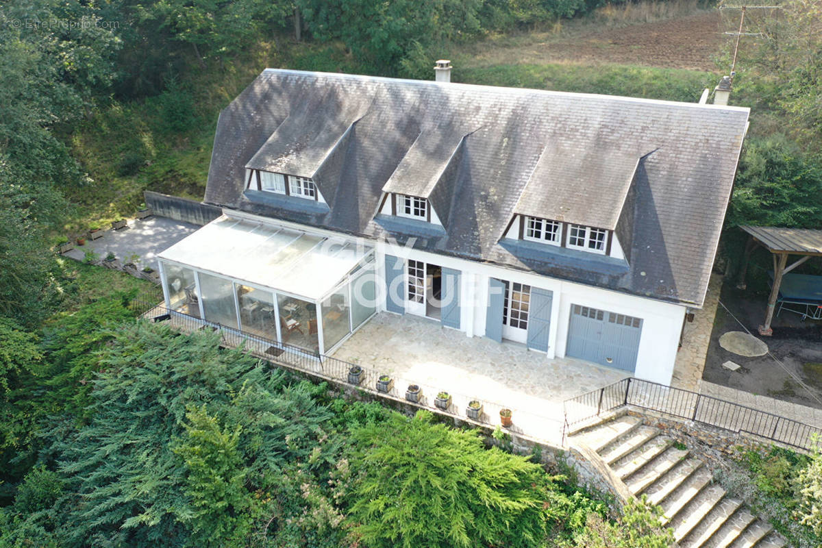 Maison à BRETEUIL