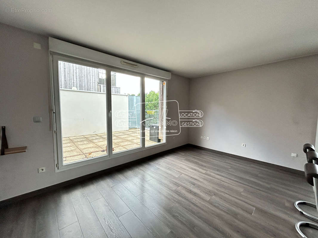 Appartement à LES SORINIERES