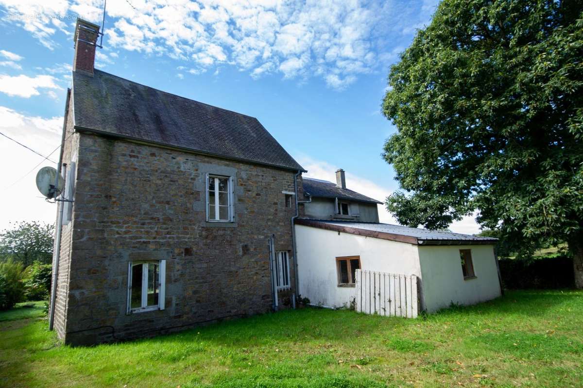 Maison à SOURDEVAL