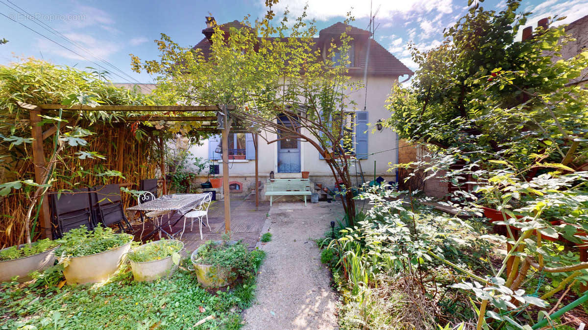 Maison à MAISONS-ALFORT