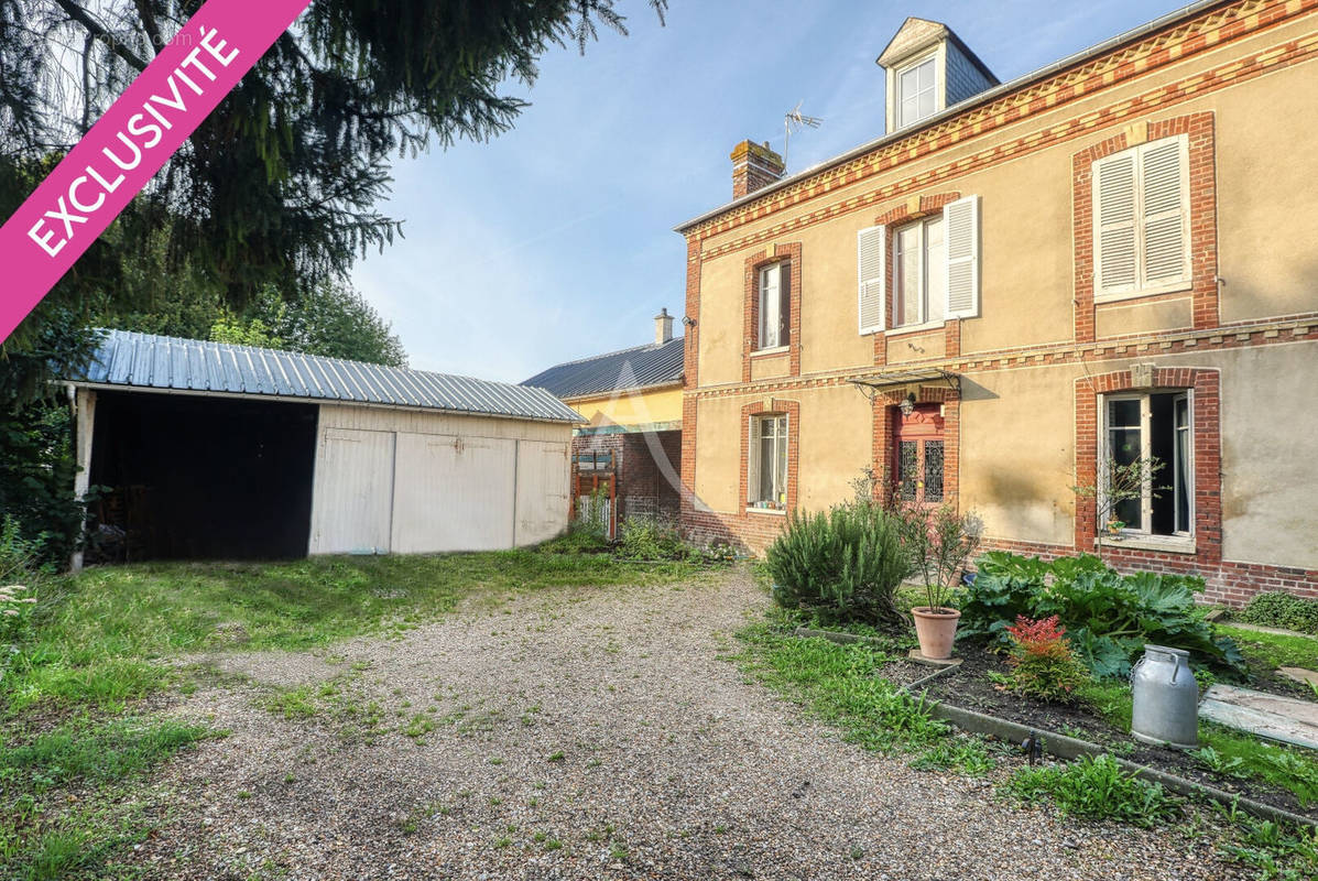 Maison à FLEURY-SUR-ANDELLE