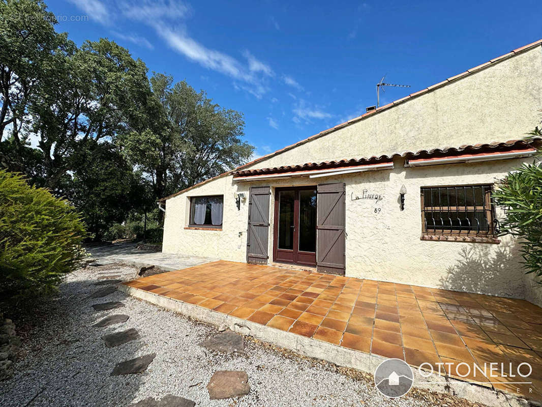 Maison à ROQUEBRUNE-SUR-ARGENS