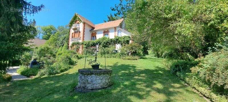 Photo 2 - Maison à FERRIERES-EN-GATINAIS