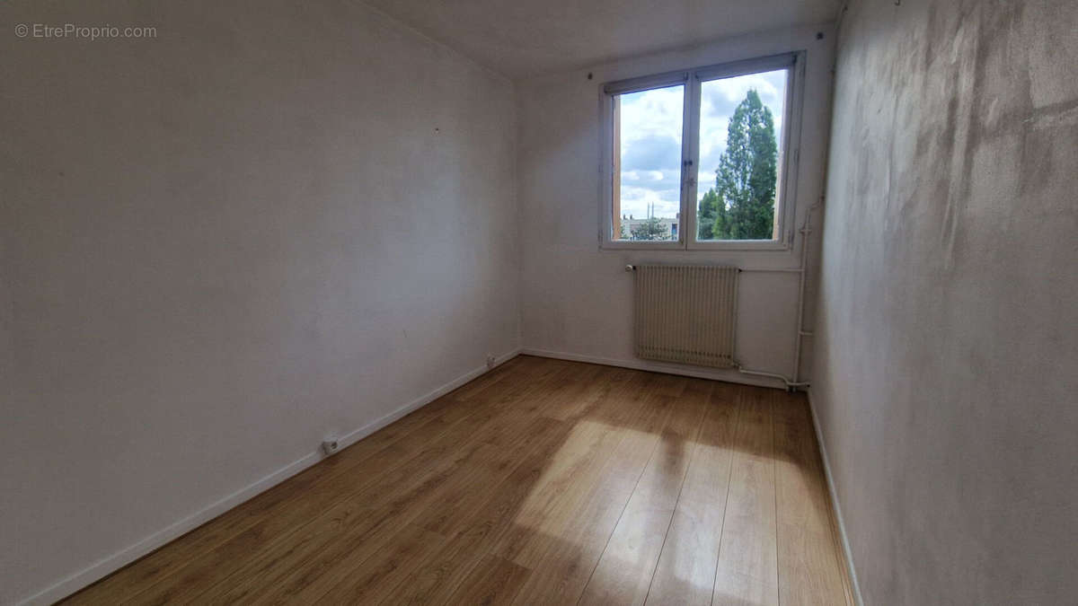 Appartement à MANTES-LA-VILLE