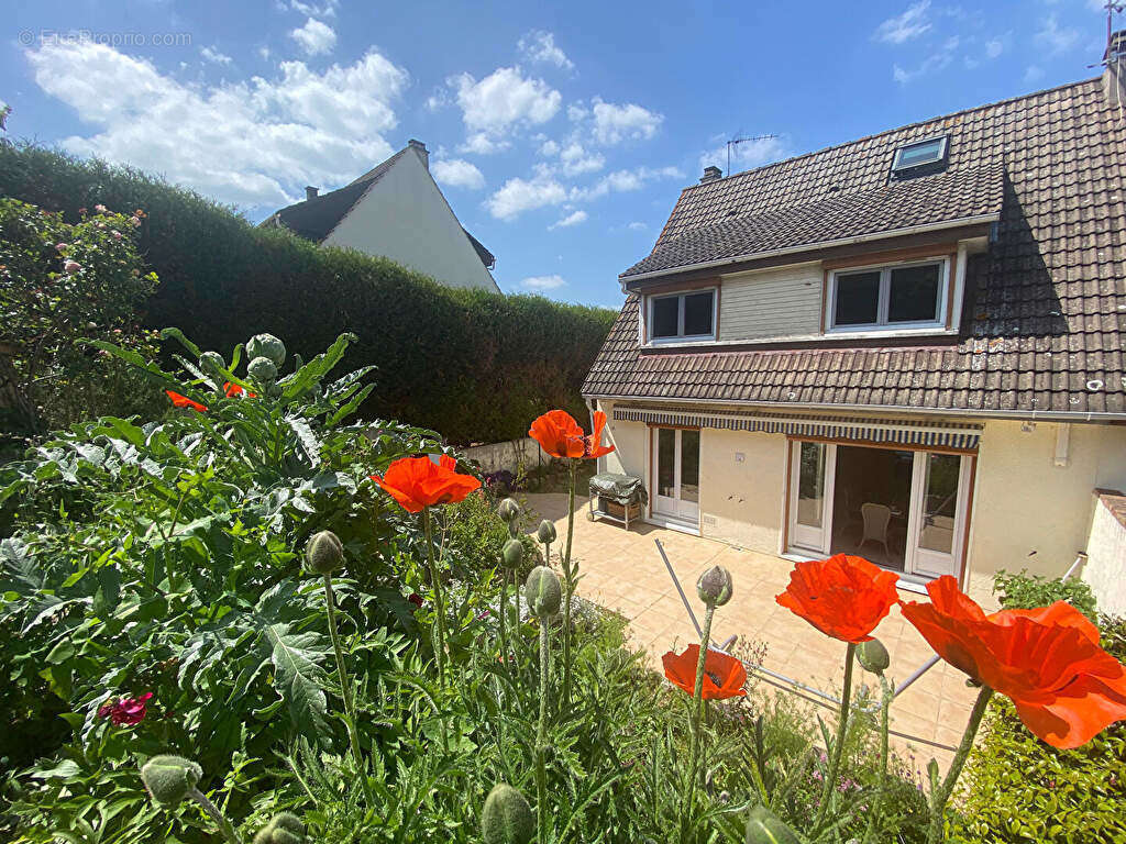 Maison à MAGNANVILLE