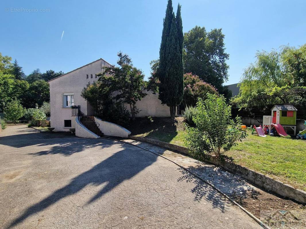 Maison à LORIOL-SUR-DROME