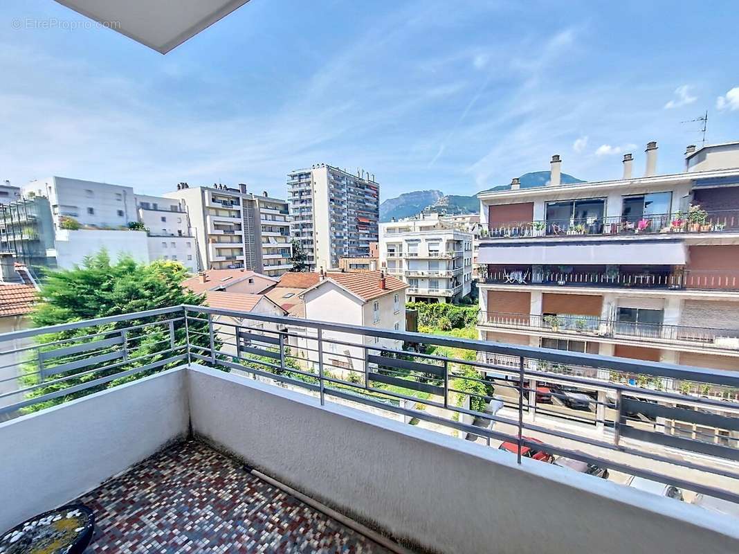 Appartement à GRENOBLE