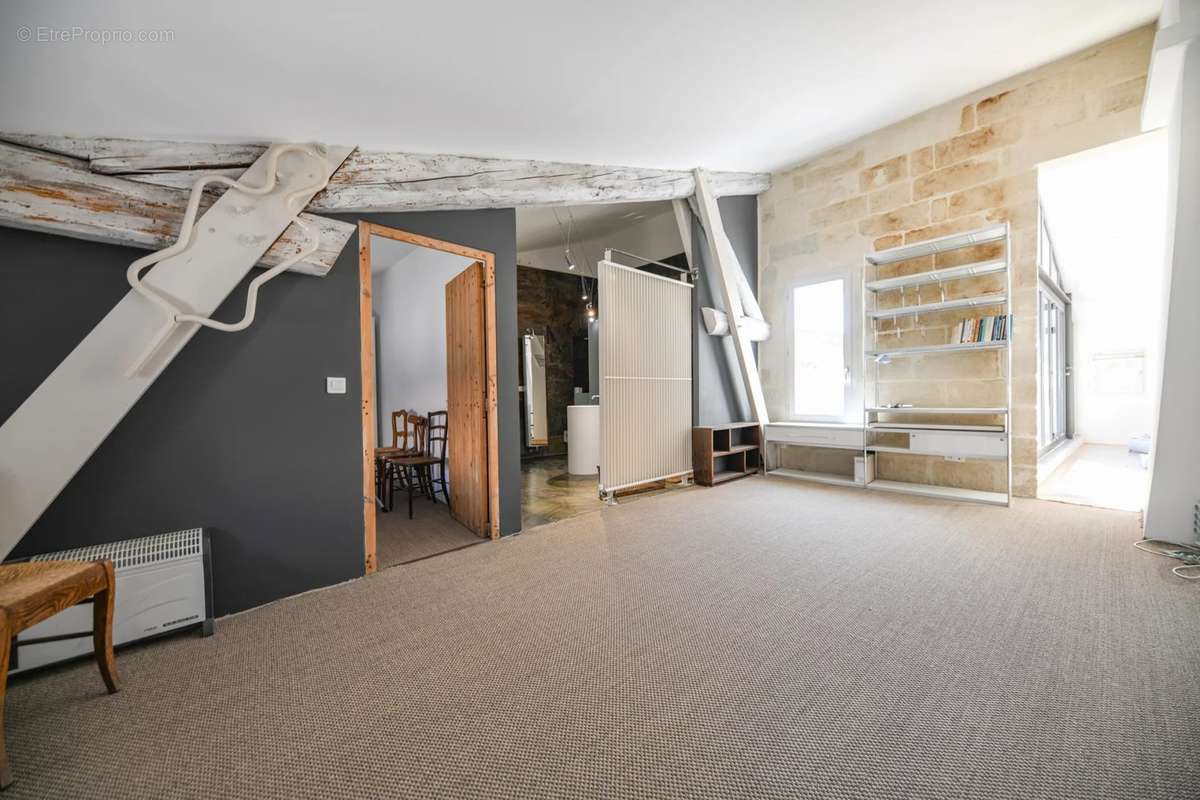 Appartement à UZES