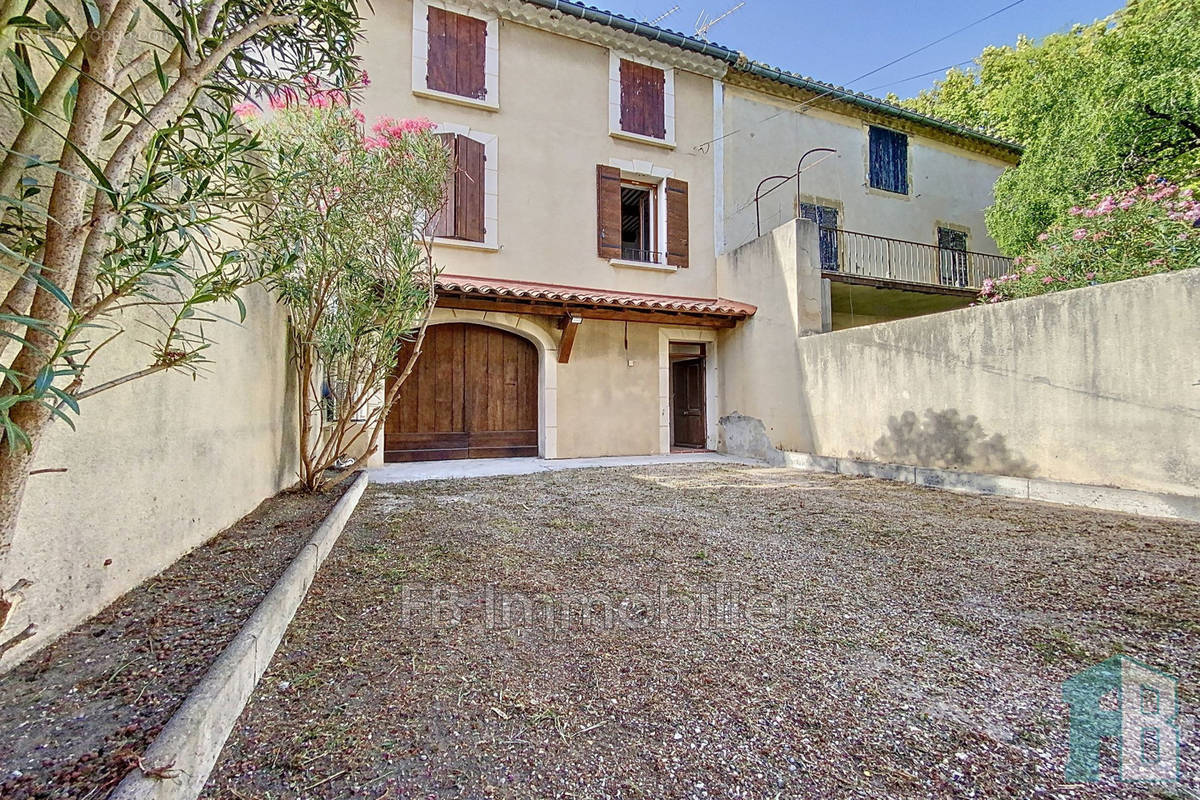 Maison à EYGUIERES