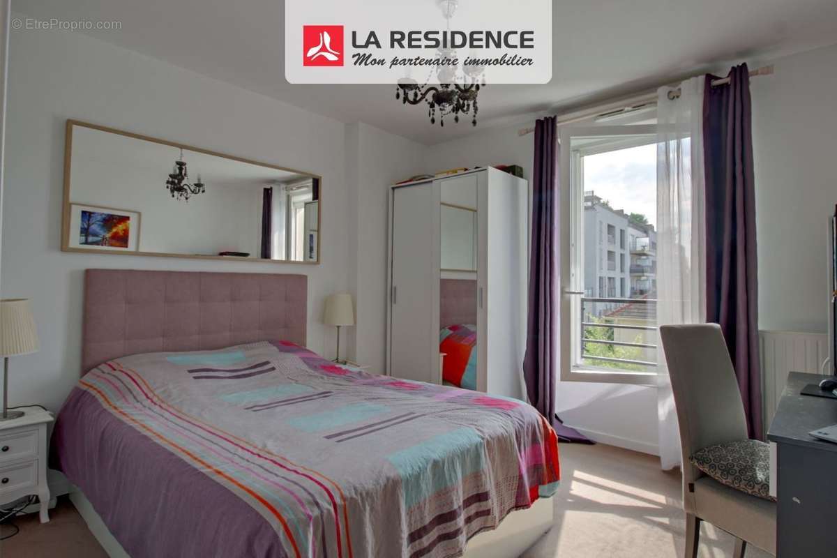 Appartement à SARTROUVILLE