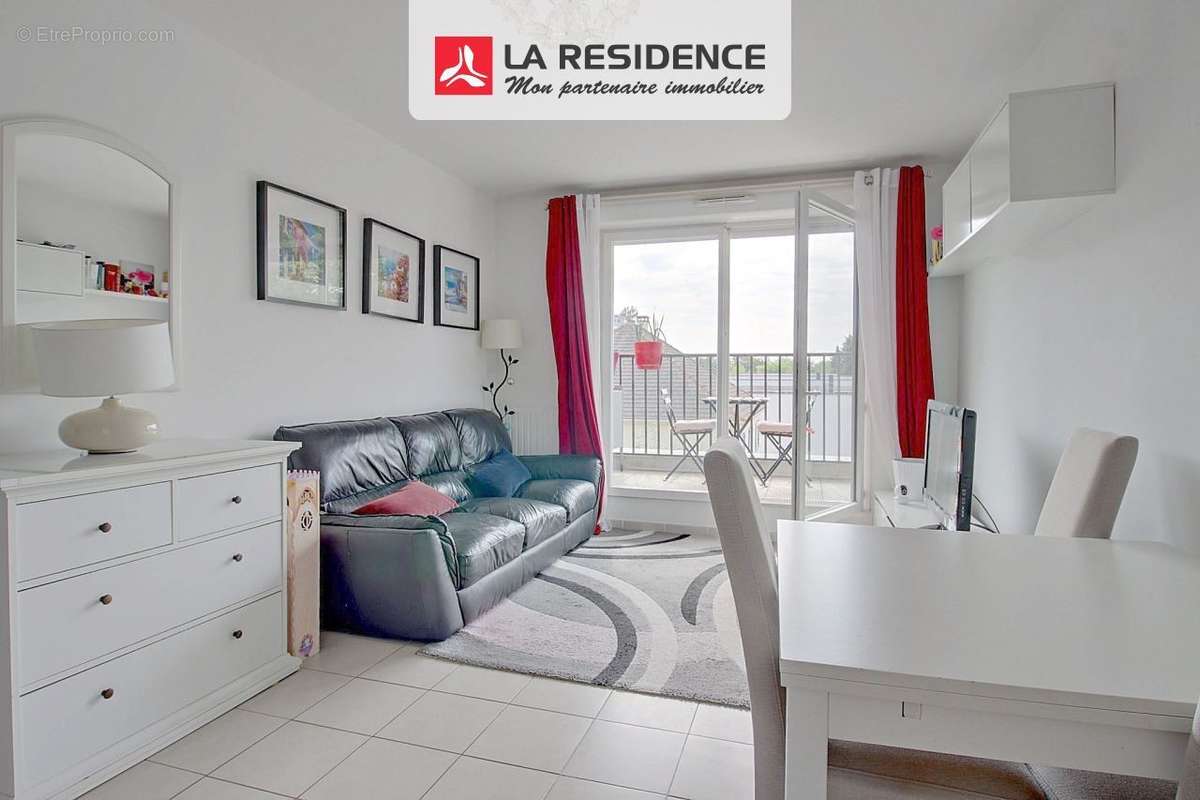 Appartement à SARTROUVILLE