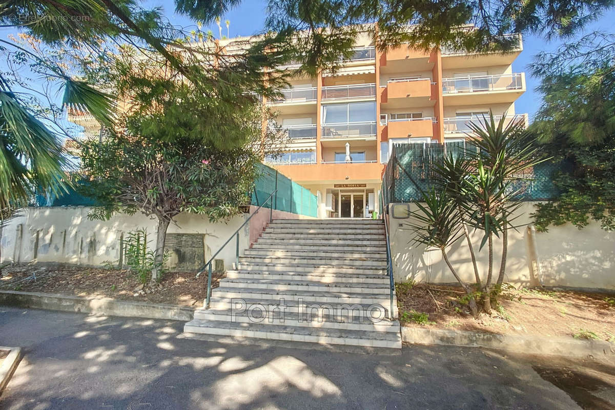 Appartement à CAGNES-SUR-MER