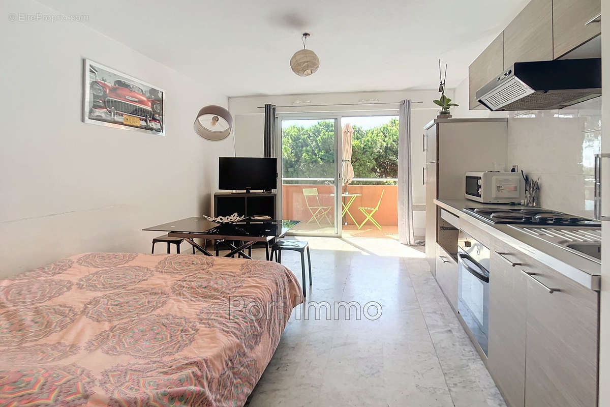 Appartement à CAGNES-SUR-MER