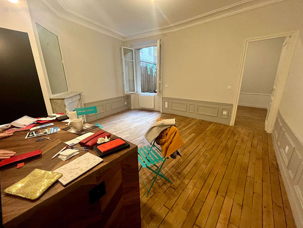 Appartement à PARIS-7E