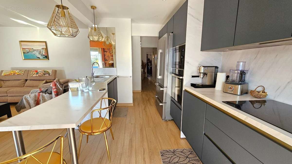 Appartement à CAGNES-SUR-MER