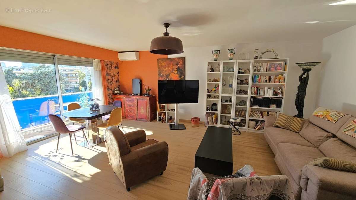 Appartement à CAGNES-SUR-MER