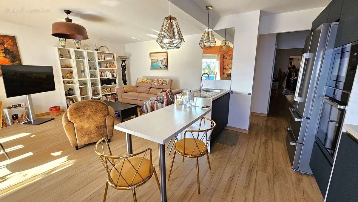 Appartement à CAGNES-SUR-MER