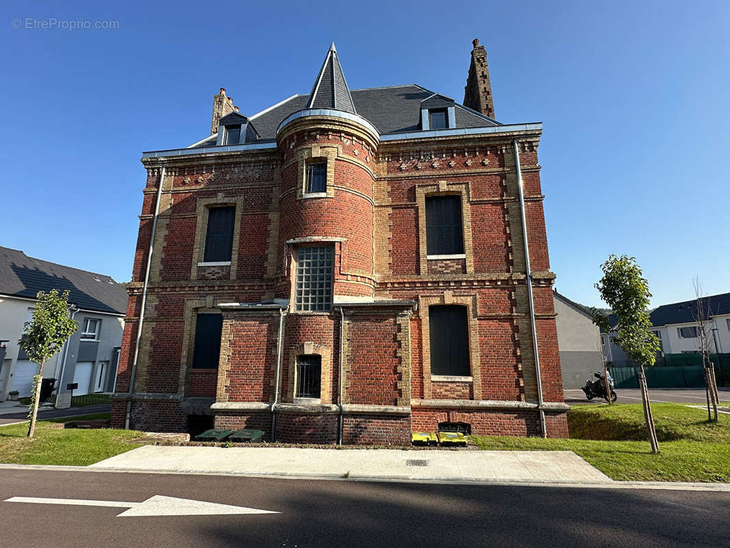 Appartement à SAINT-LEGER-DU-BOURG-DENIS