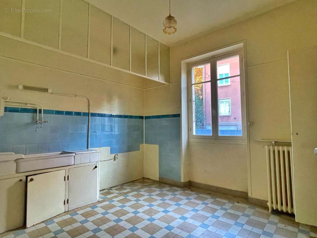   - Appartement à AUBENAS