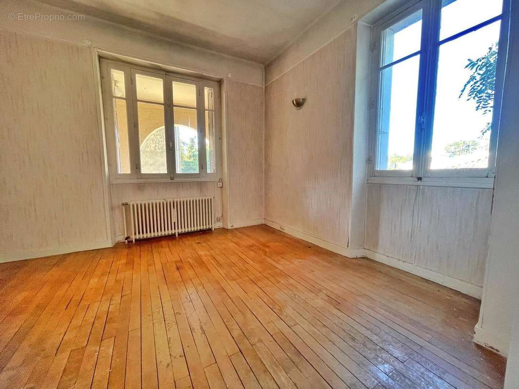   - Appartement à AUBENAS