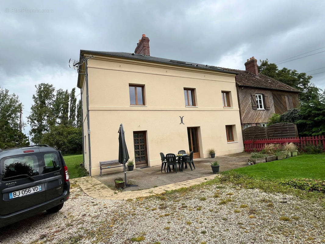 Maison à SAINT-GERMAIN-DE-LIVET