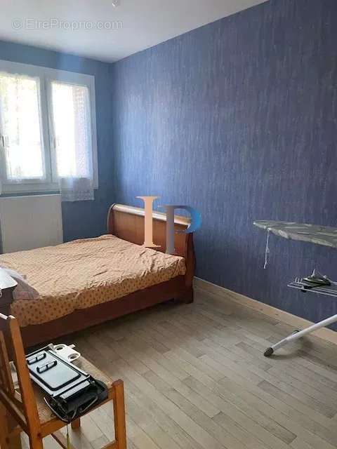 Appartement à CHARLIEU