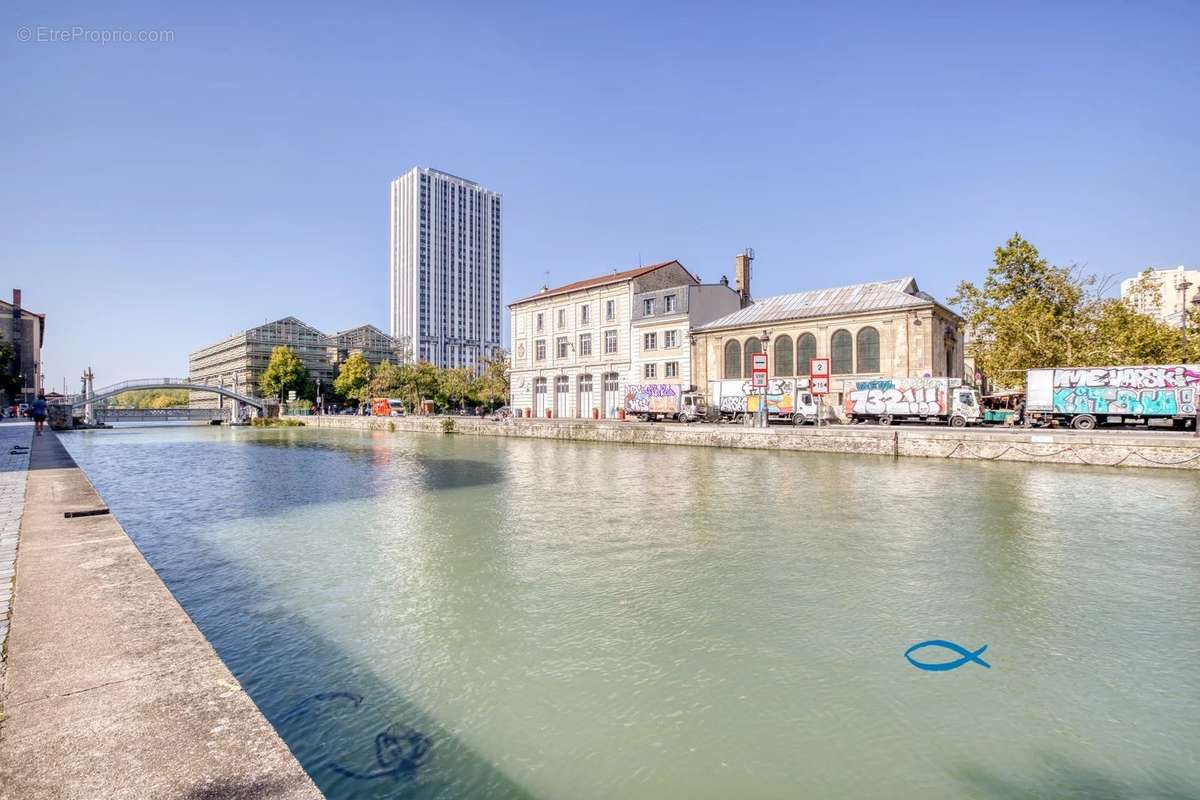 Appartement à PARIS-19E