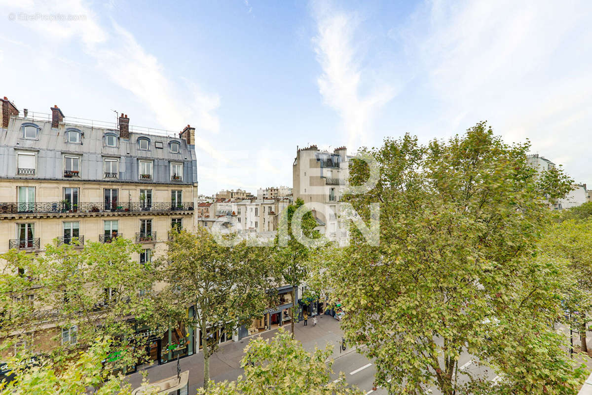 Appartement à PARIS-14E