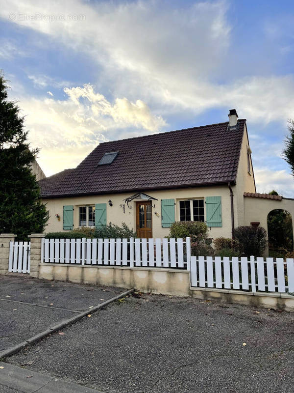 Maison à SAINTE-MARIE-AUX-CHENES