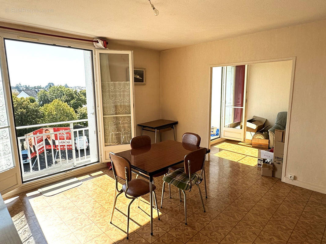 Appartement à REZE