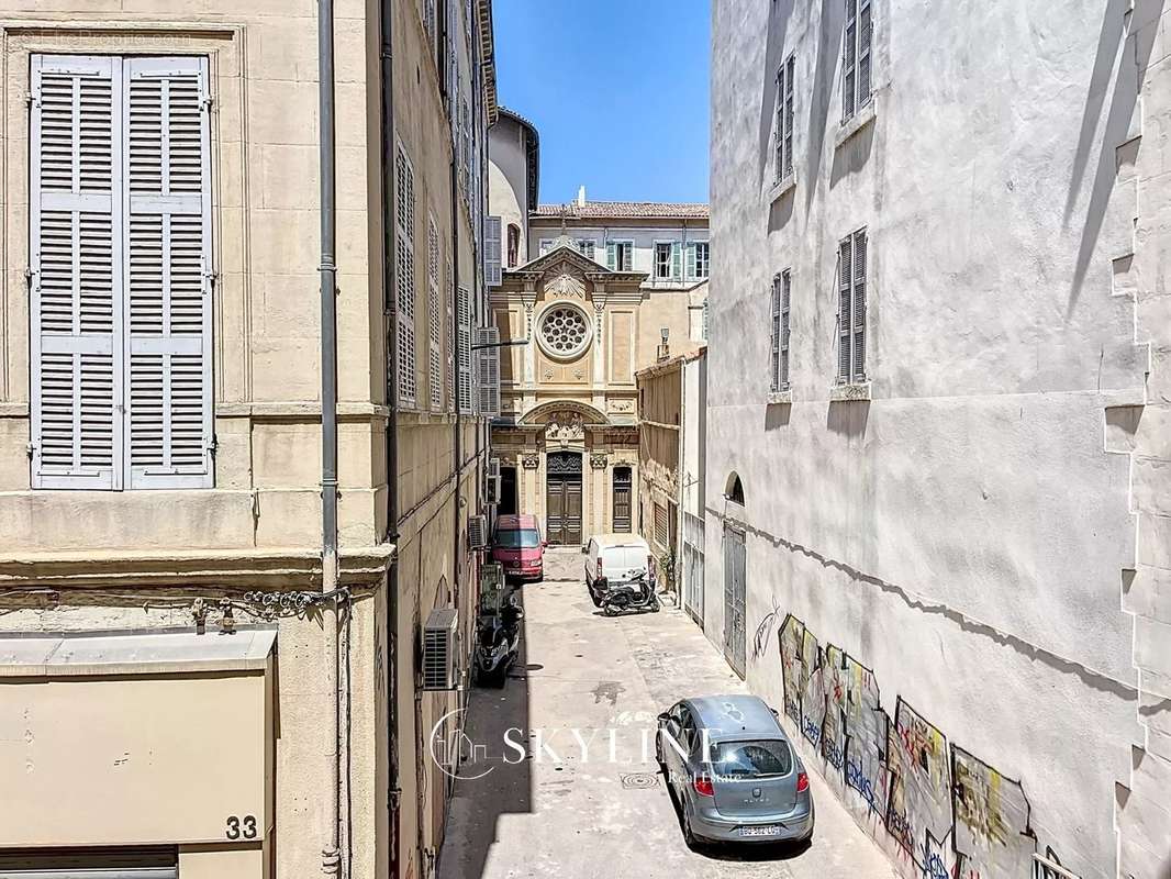 Appartement à MARSEILLE-1E