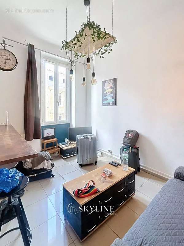 Appartement à MARSEILLE-2E