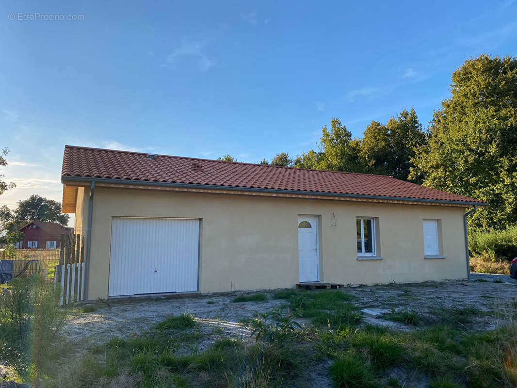 Maison à LABOUHEYRE