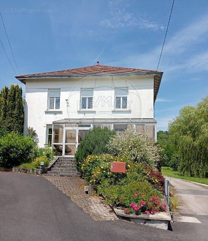 Maison à EPINAL