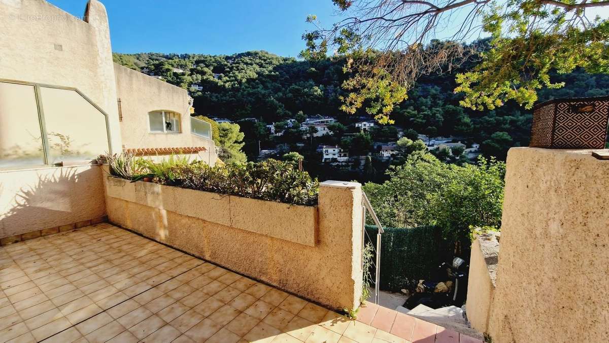 Appartement à ROQUEBRUNE-CAP-MARTIN