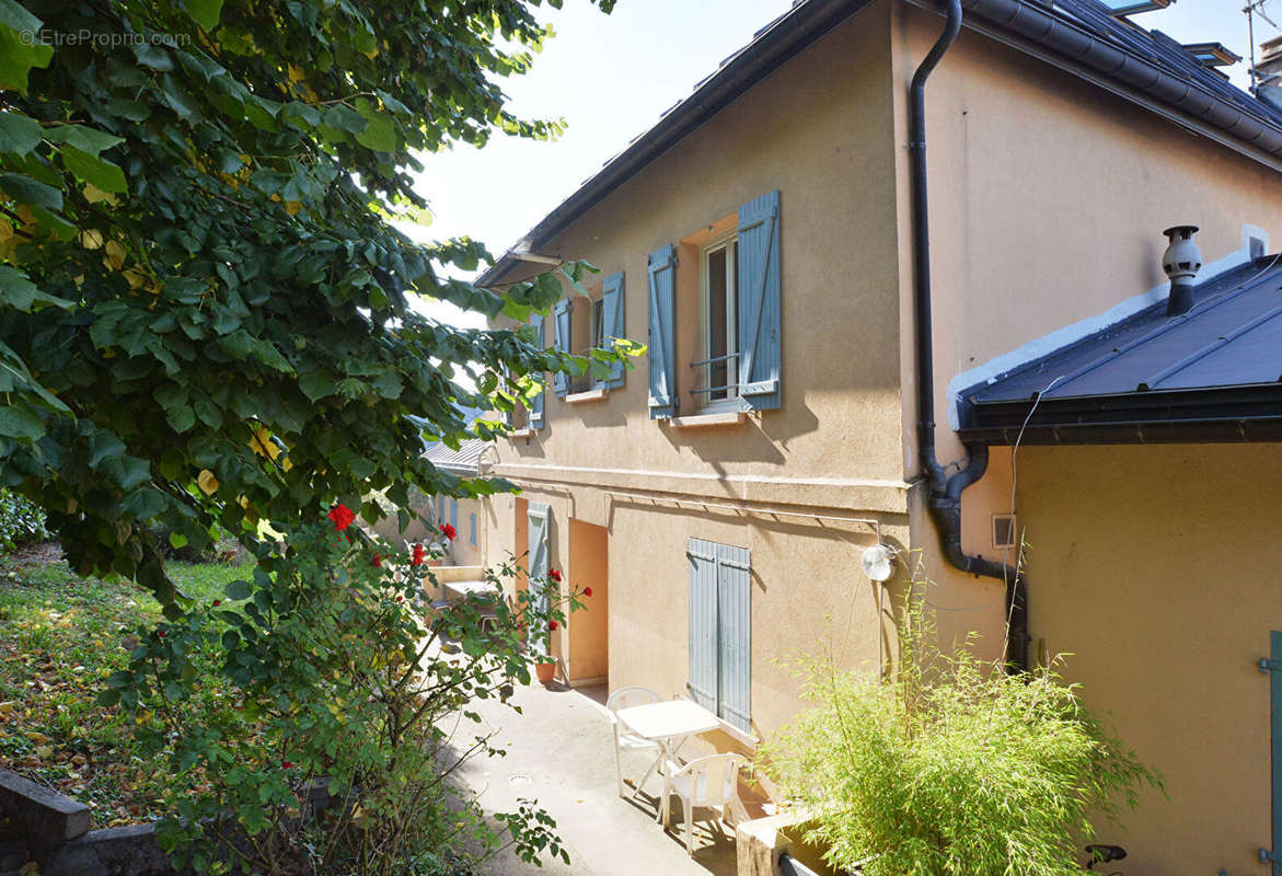 Appartement à VILLENEUVE-SAINT-GEORGES