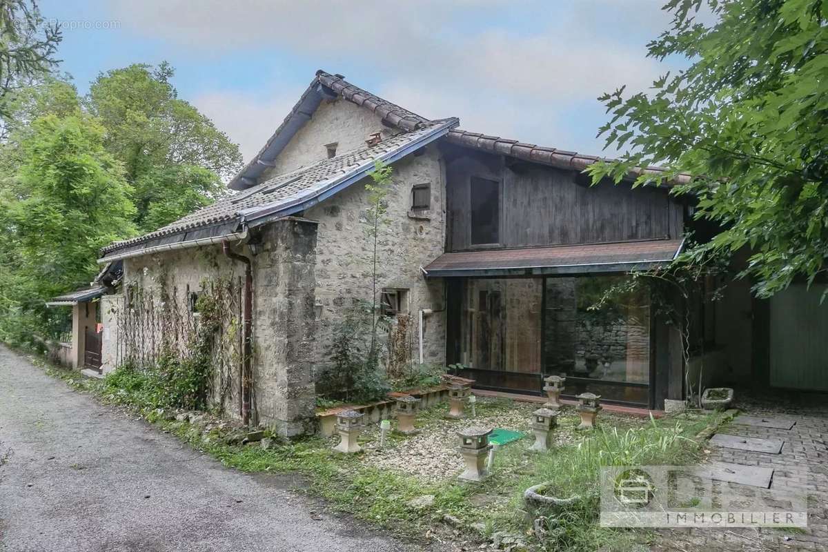 Maison à PARISOT