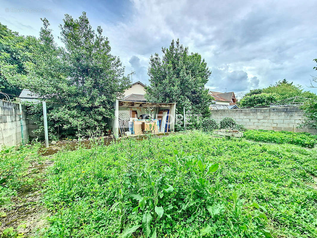 Maison à BONNEUIL-SUR-MARNE