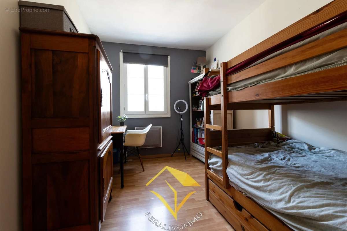 Appartement à VAUX-SUR-SEINE