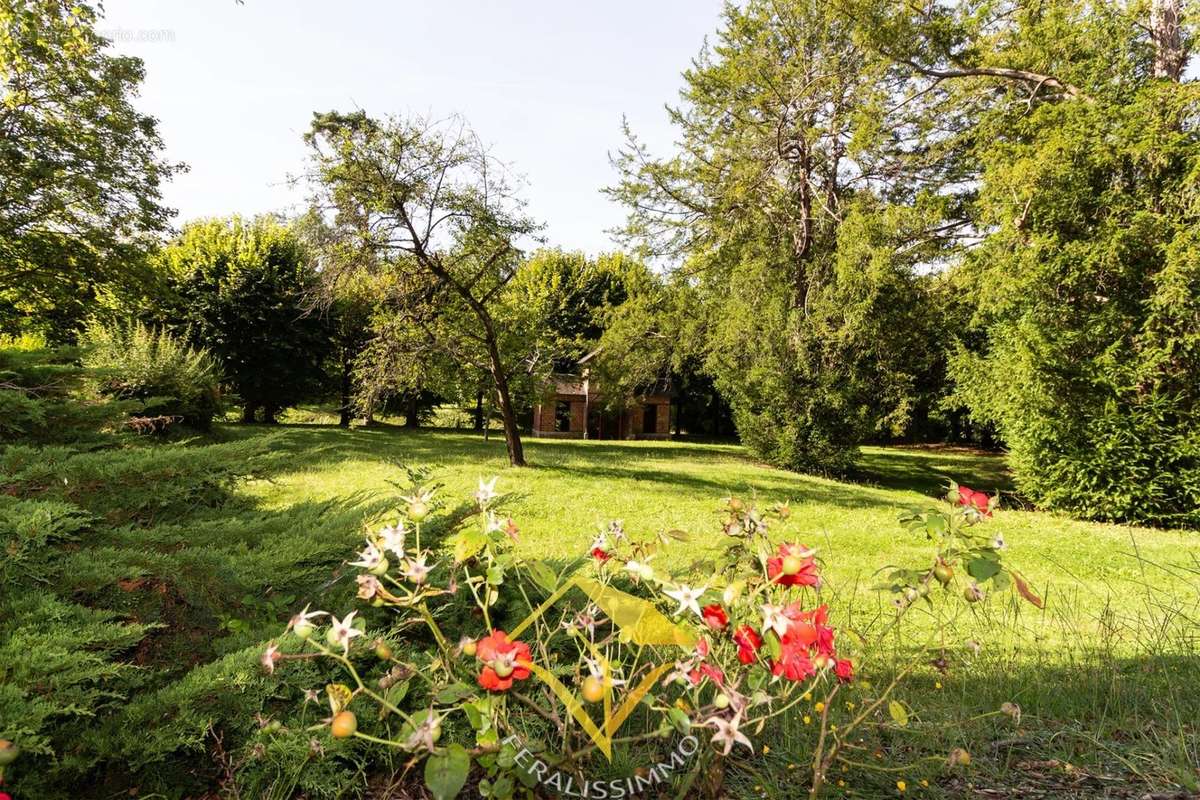 Appartement à VAUX-SUR-SEINE