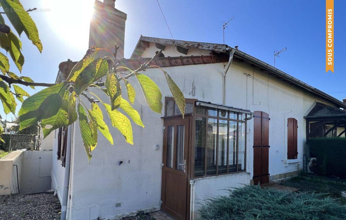 Maison à GUEUGNON