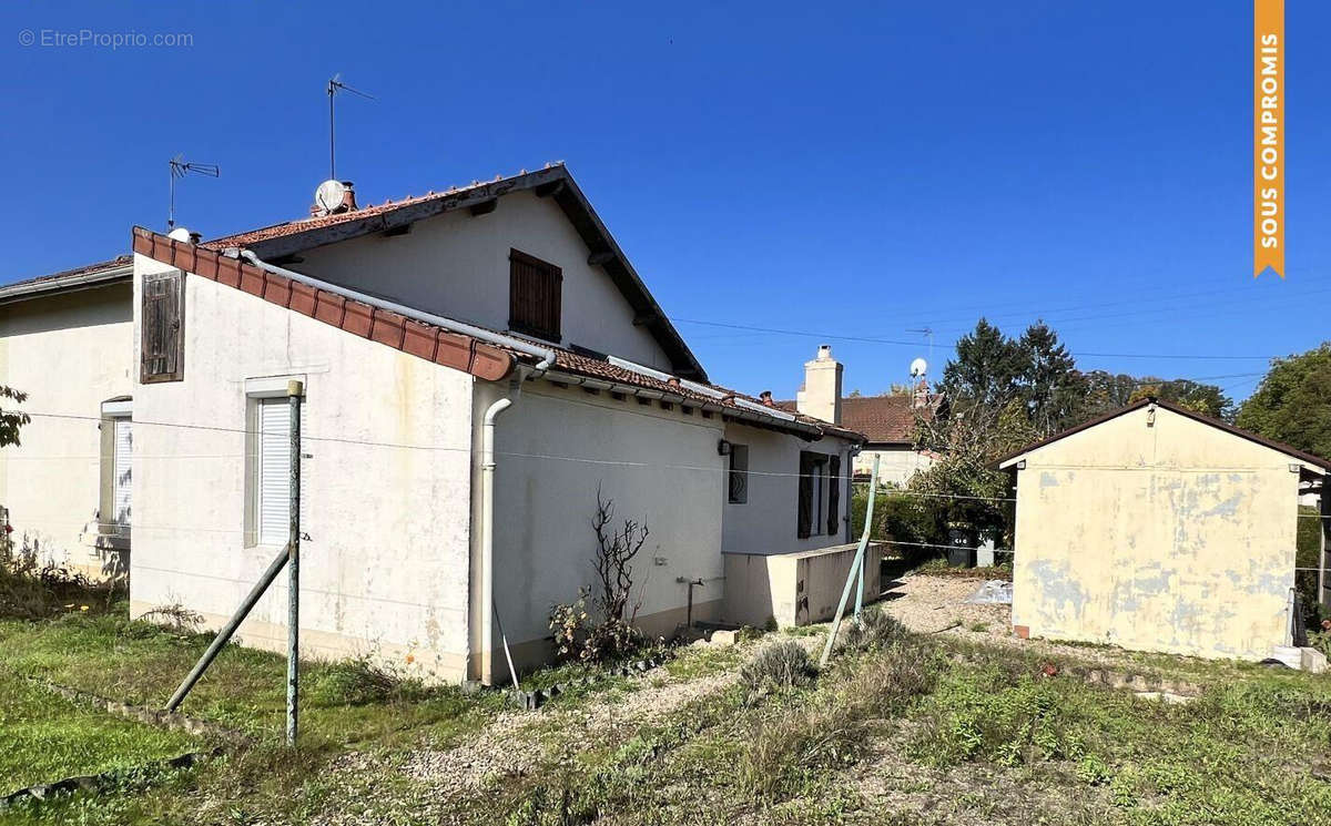 Maison à GUEUGNON