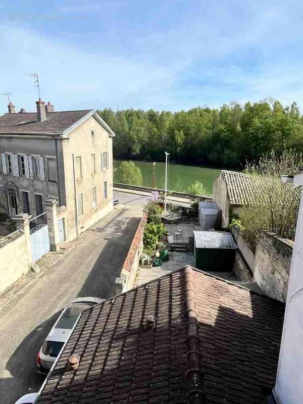 Maison à VERDUN-SUR-LE-DOUBS