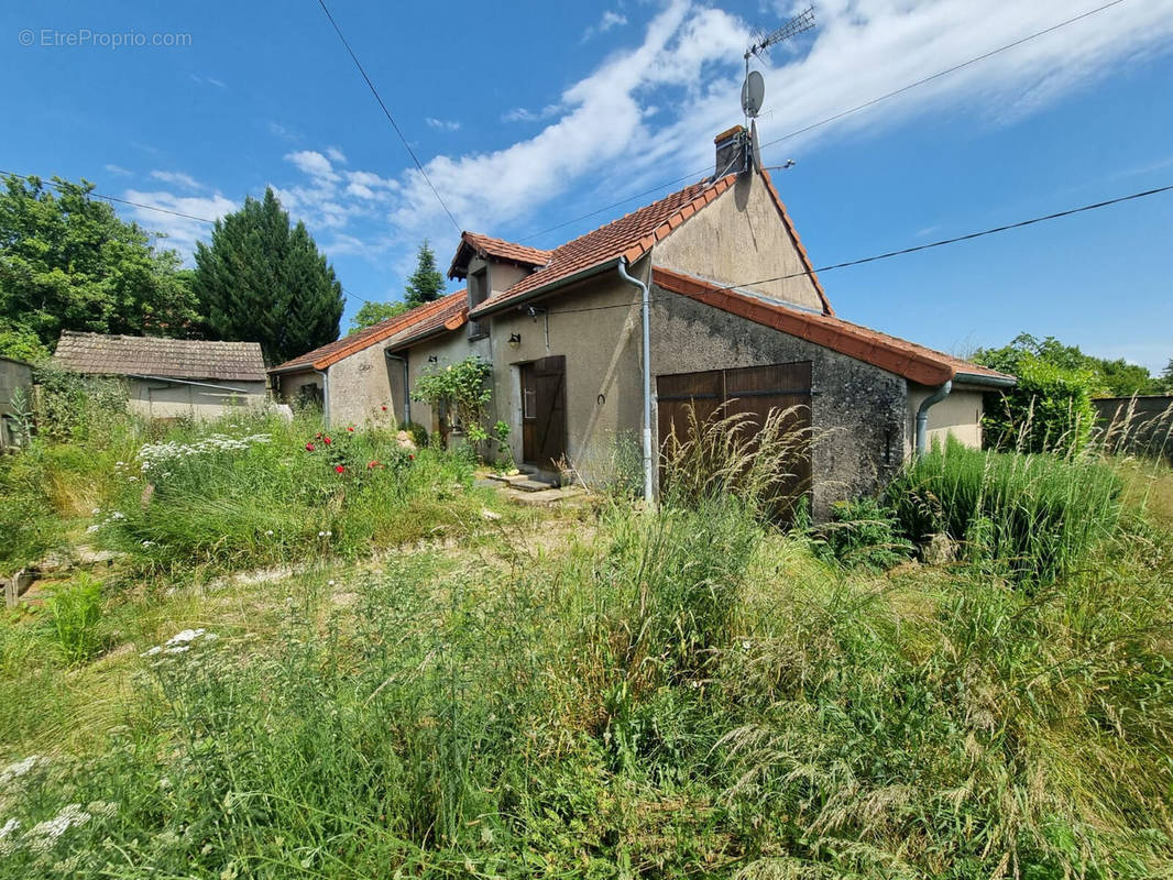 Maison à UXEAU